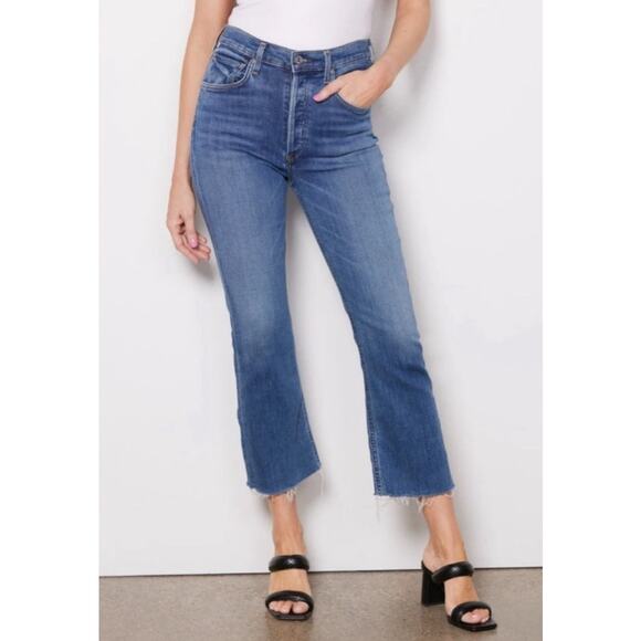 Citizens Of Humanity Isola Cropped Bootcut Frayed Hem Denim Jeans Size 32 - Picture 2 of 11